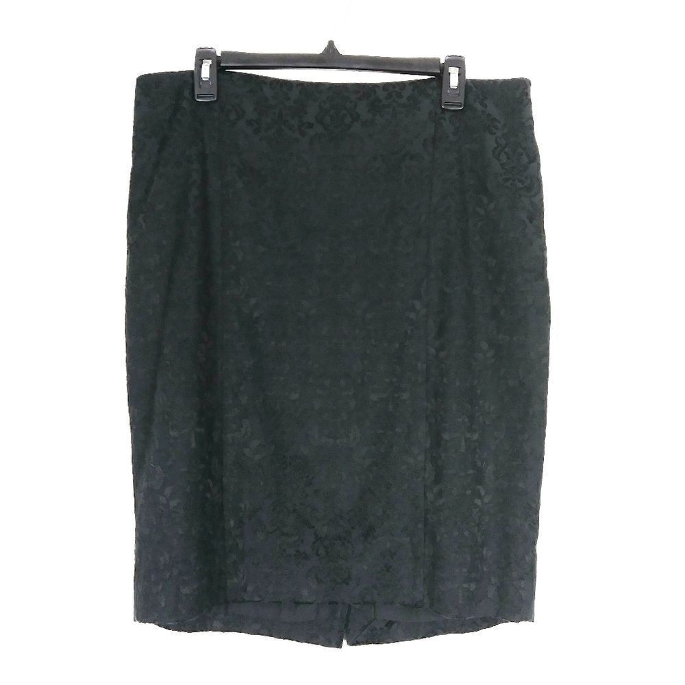 Mossimo Black Brocade Lace Pencil Skirt